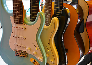 E-Gitarren und Konzertgitarren